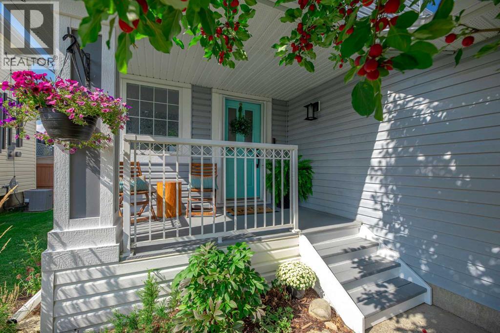 754 Cimarron Close, Okotoks, Alberta  T1S 1X4 - Photo 5 - A2264411