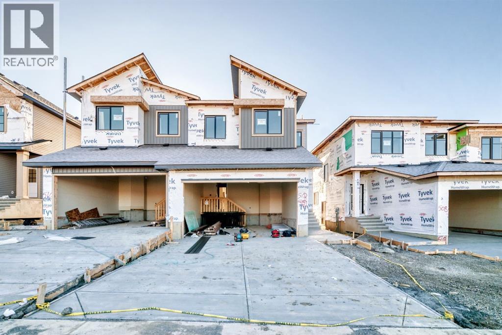 512 Heritage Boulevard, Cochrane, Alberta  T4C 2J8 - Photo 2 - A2265580