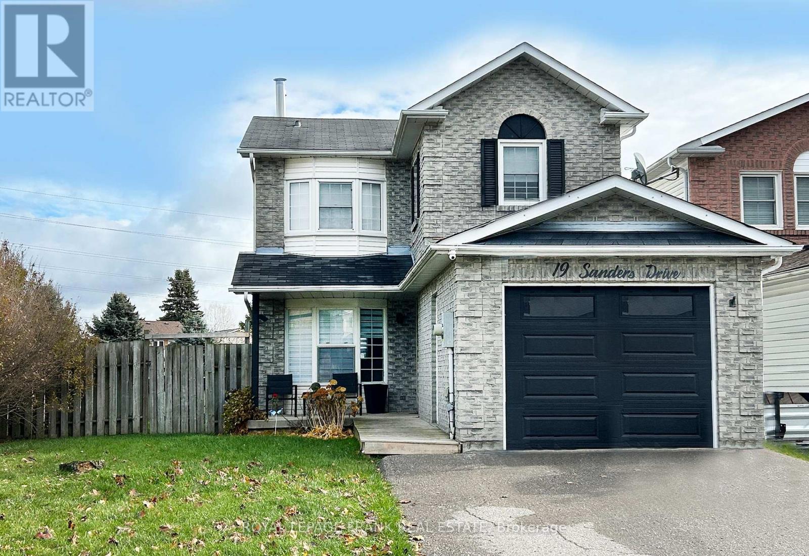 19 SANDERS DRIVE, Port Hope, Ontario