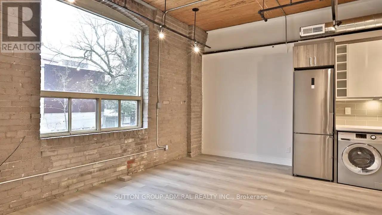 204 - 34 Noble Street, Toronto, Ontario M6K 2C9 - Photo 8 - W12545414