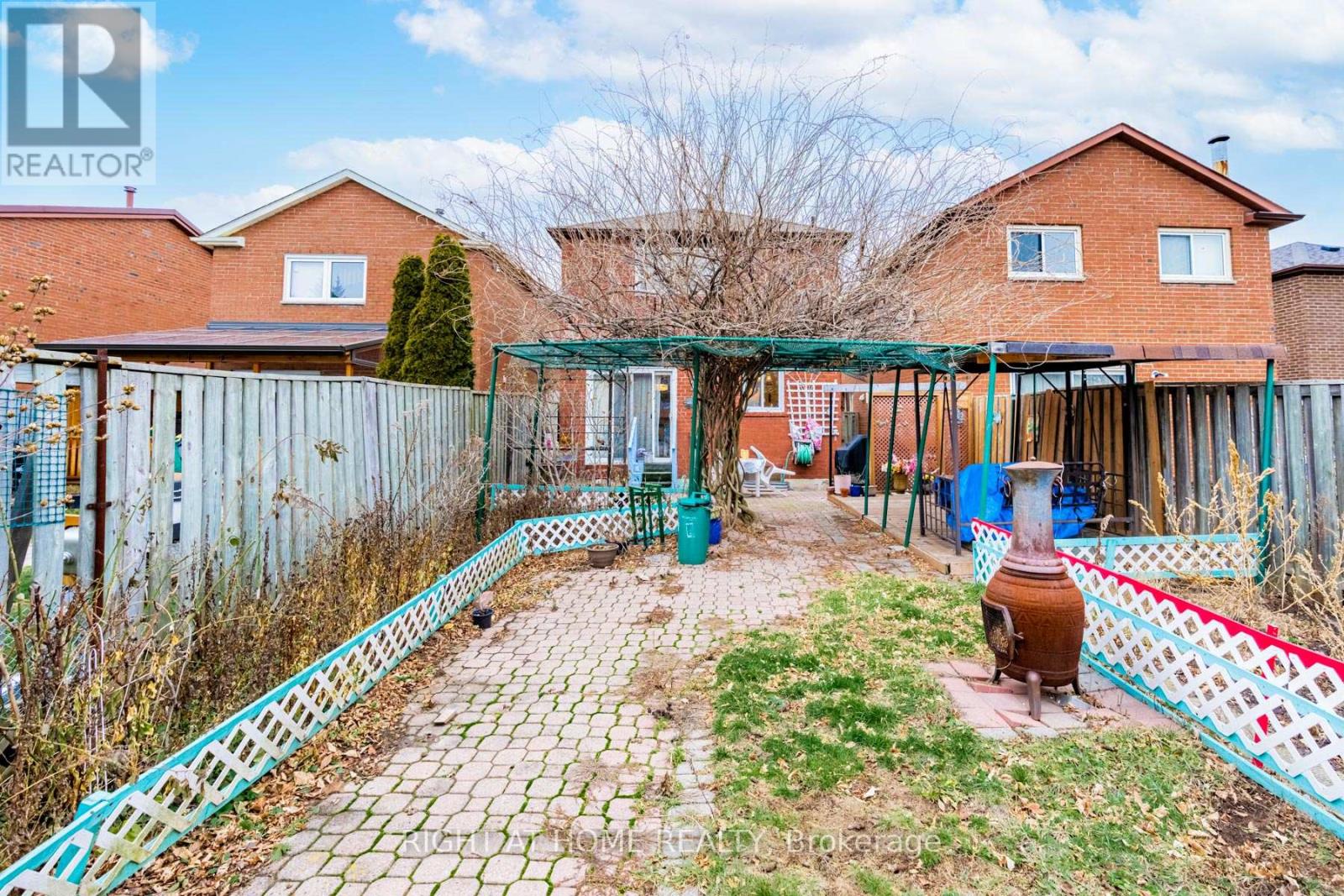 4278 Sawmill Valley Drive, Mississauga, Ontario  L5L 3M9 - Photo 33 - W12545416