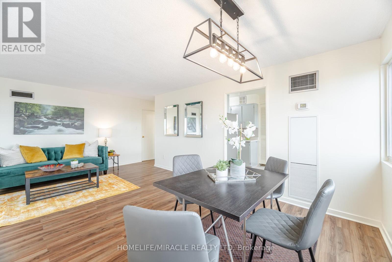 1501 - 50 Elm Drive East, Mississauga, Ontario L5A 3X2 - Photo 13 - W12545448