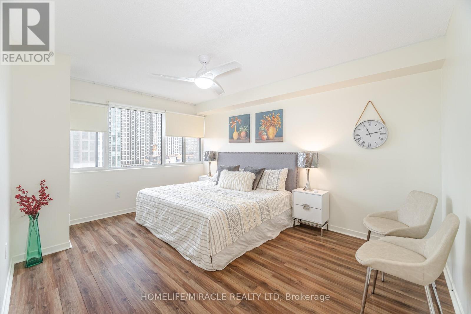 1501 - 50 Elm Drive East, Mississauga, Ontario L5A 3X2 - Photo 20 - W12545448