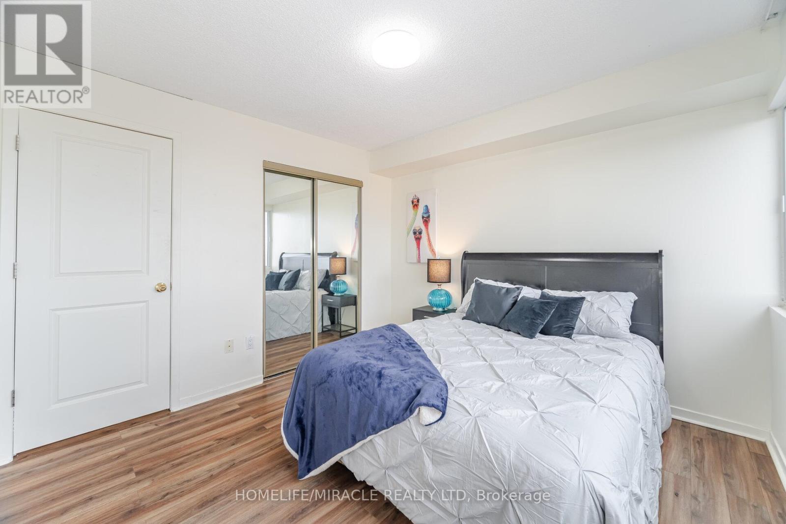 1501 - 50 Elm Drive East, Mississauga, Ontario L5A 3X2 - Photo 27 - W12545448