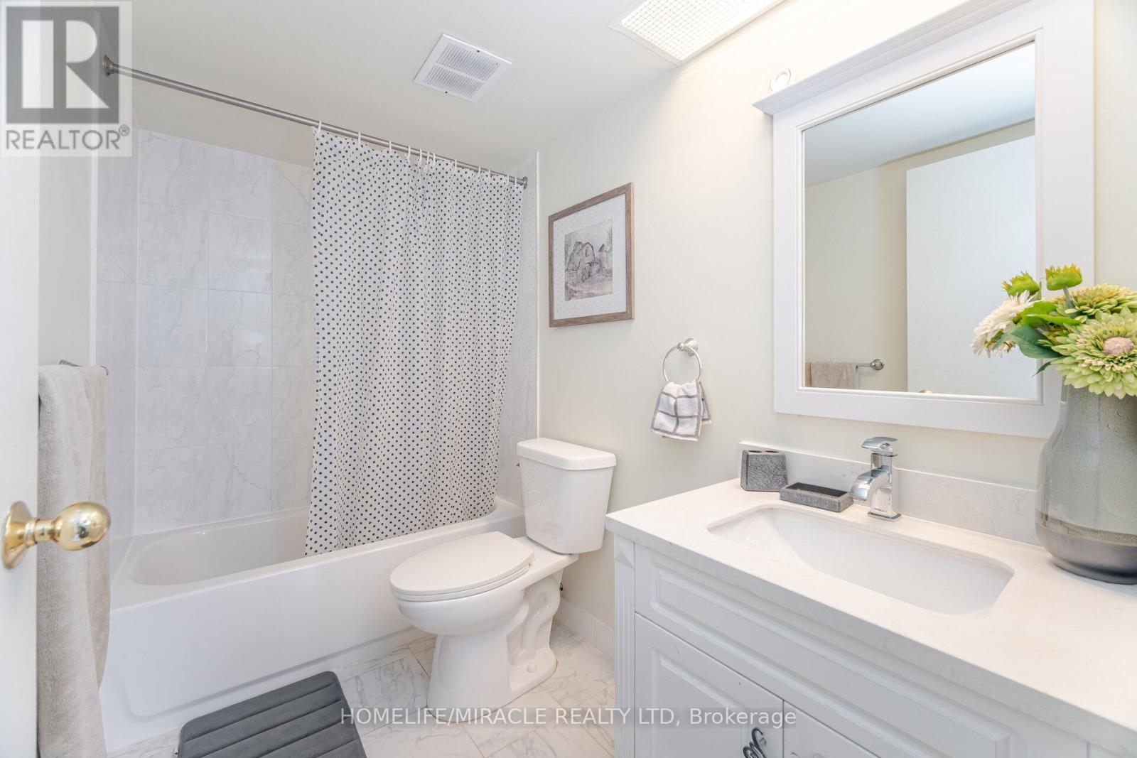 1501 - 50 Elm Drive East, Mississauga, Ontario L5A 3X2 - Photo 31 - W12545448