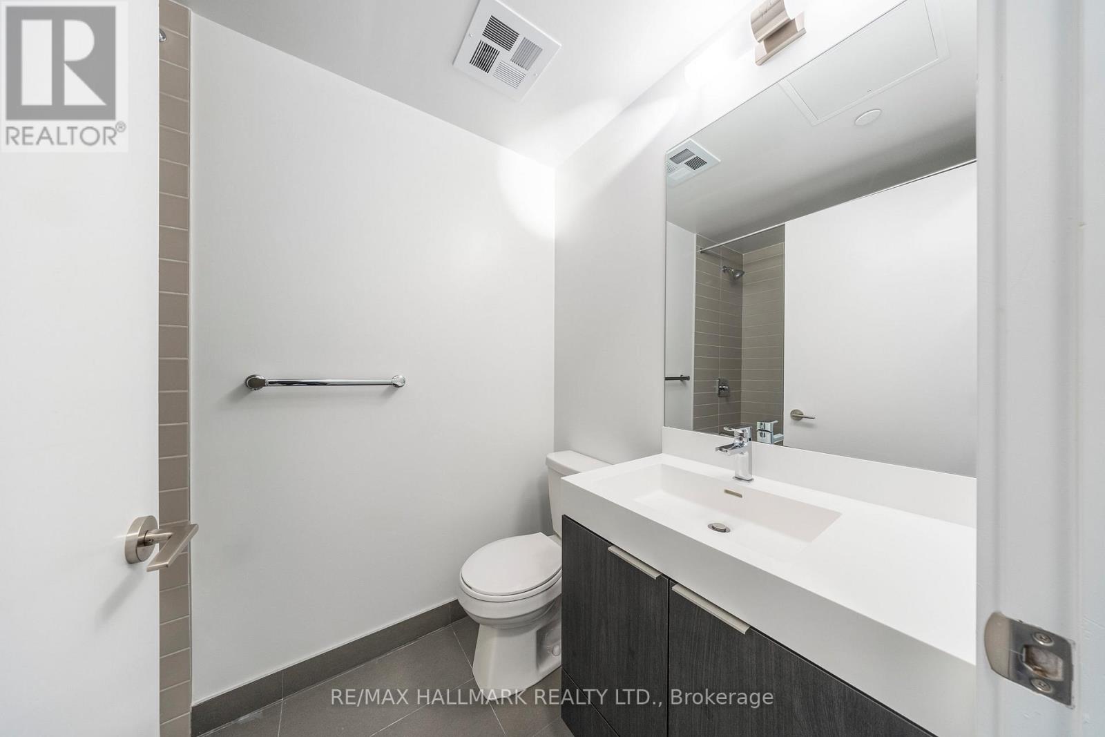 1013 - 3100 Keele Street, Toronto, Ontario M3M 0E1 - Photo 18 - W12545460