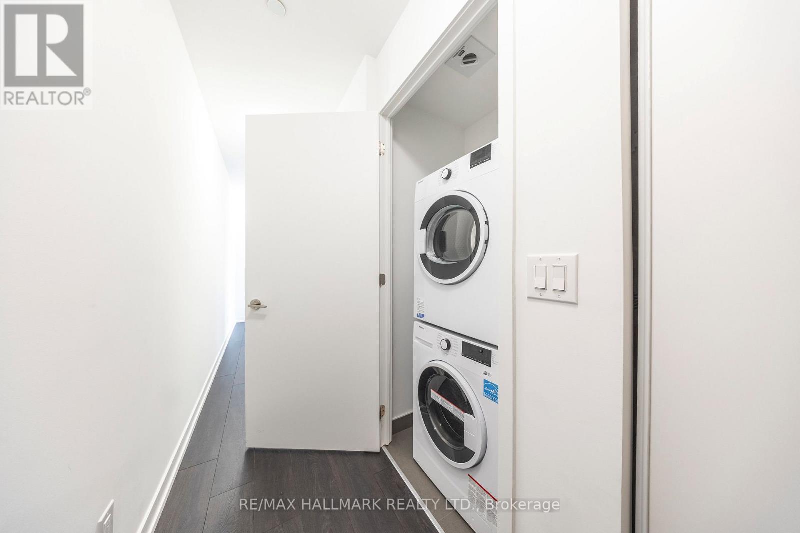 1013 - 3100 Keele Street, Toronto, Ontario M3M 0E1 - Photo 19 - W12545460