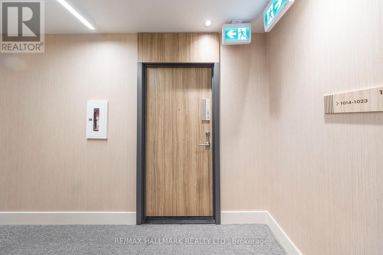 1013 - 3100 Keele Street, Toronto, Ontario M3M 0E1 - Photo 2 - W12545460