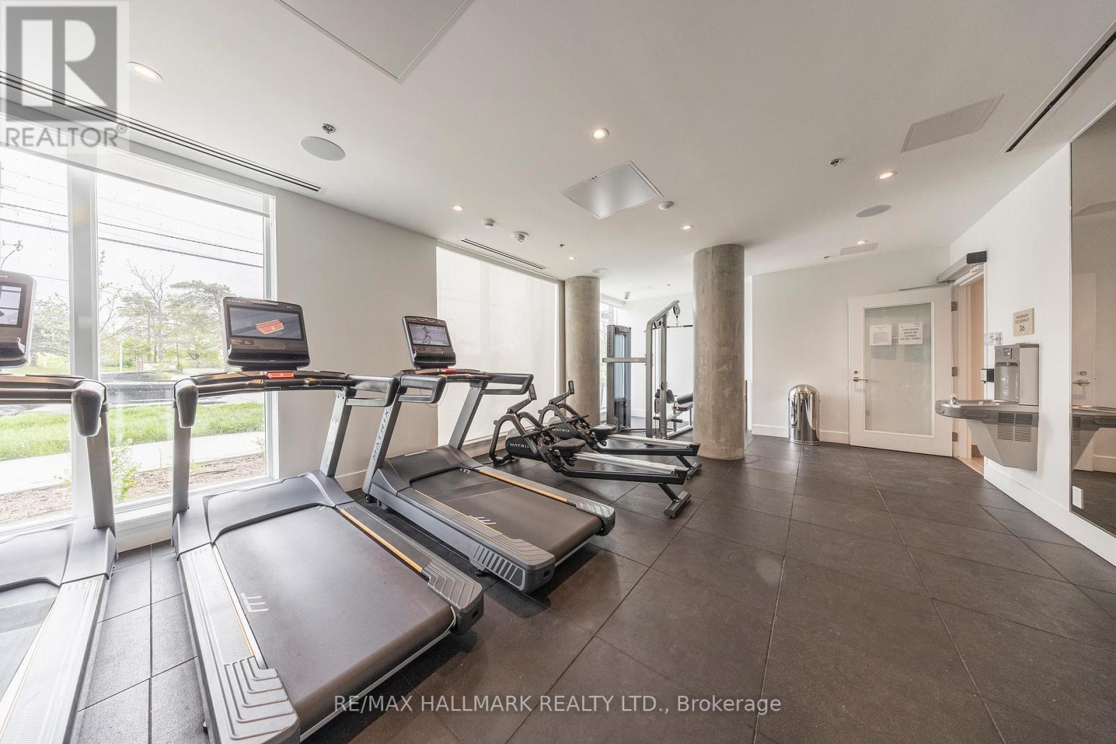 1013 - 3100 Keele Street, Toronto, Ontario M3M 0E1 - Photo 3 - W12545460