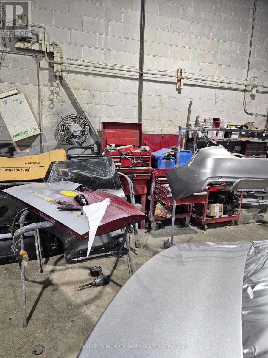 4 - 3364 Mavis Road, Mississauga, Ontario L5C 1T8 - Photo 15 - W12545468