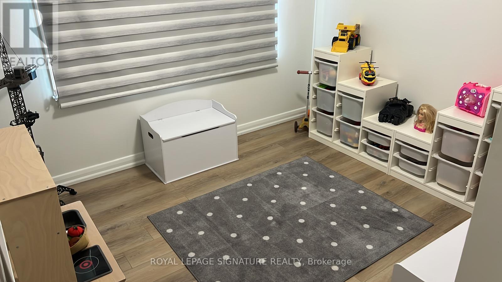 1410 Larchview Trail, Mississauga, Ontario L5E 2R9 - Photo 12 - W12545492