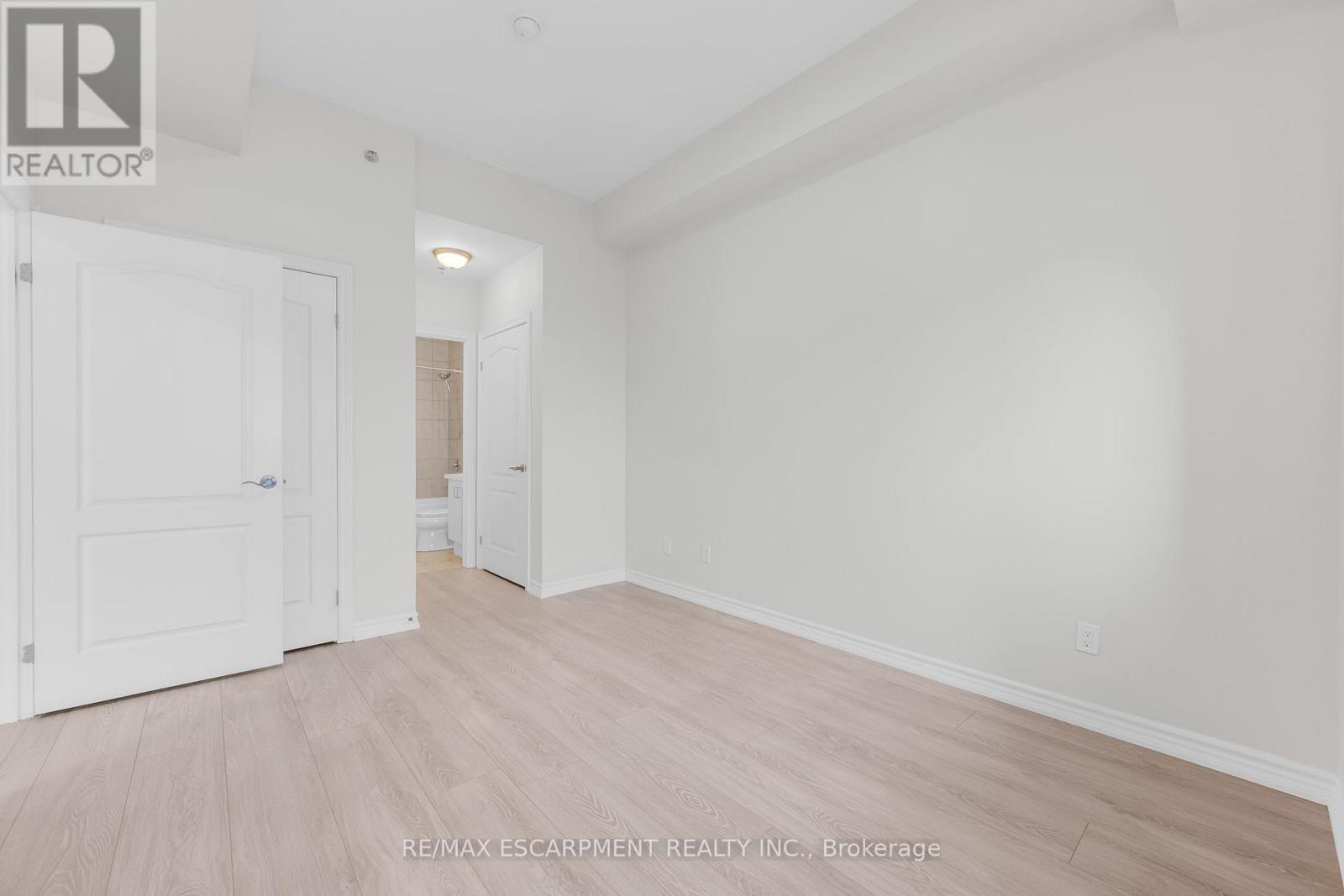 411 - 1370 Costigan Road, Milton, Ontario L9T 0Y8 - Photo 18 - W12545514