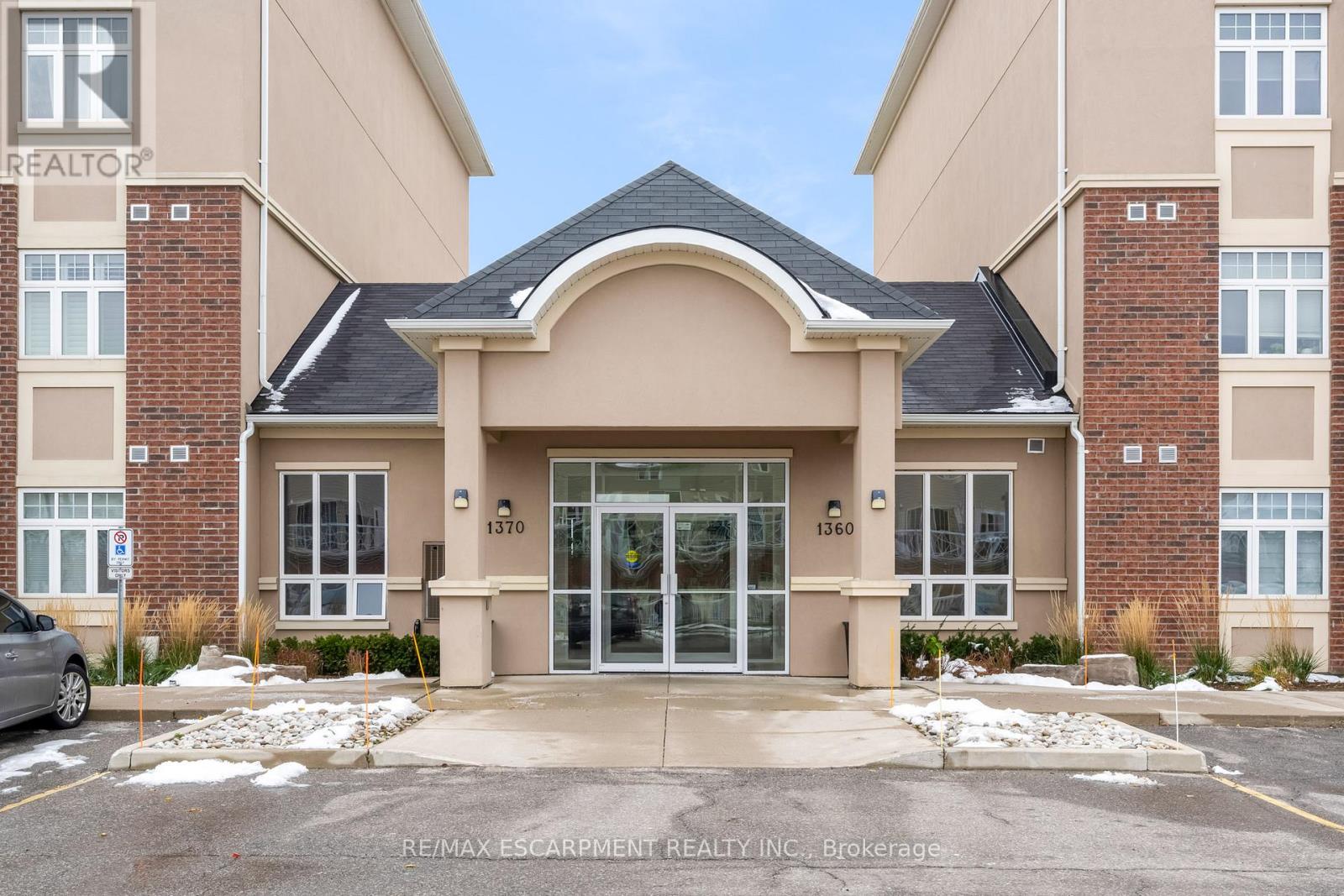 411 - 1370 Costigan Road, Milton, Ontario L9T 0Y8 - Photo 2 - W12545514