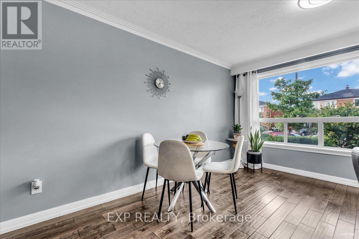 21 Kanarick Crescent, Toronto, Ontario M3L 1P3 - Photo 10 - W12545526