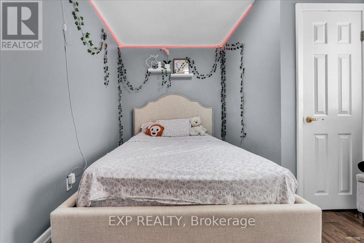 21 Kanarick Crescent, Toronto, Ontario M3L 1P3 - Photo 23 - W12545526