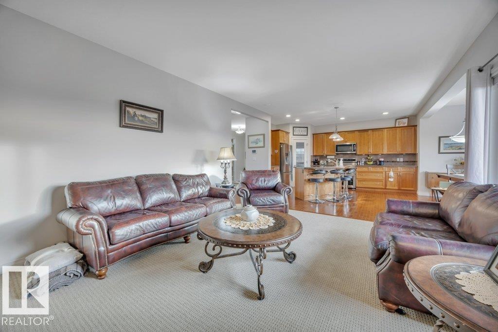 827 Southfork Gr, Leduc, Alberta  T9E 0P4 - Photo 9 - E4465738