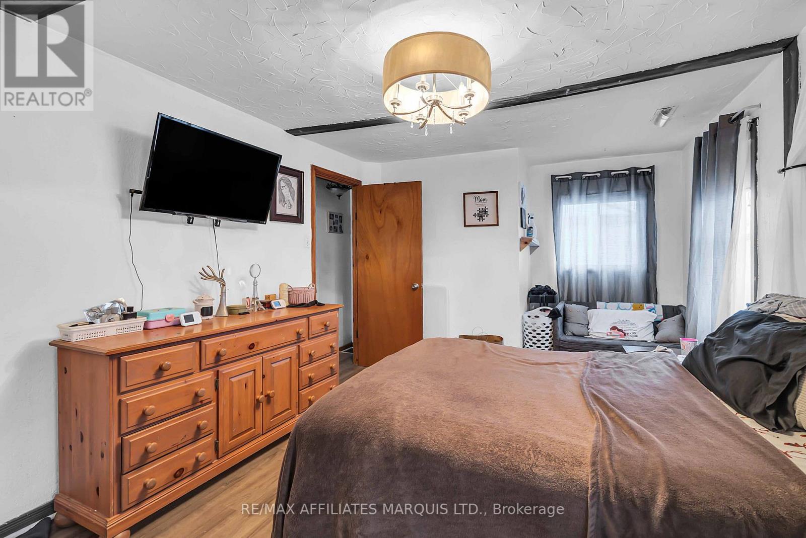 1301-Ab First Street E, Cornwall, Ontario K6H 1P1 - Photo 10 - X12545576