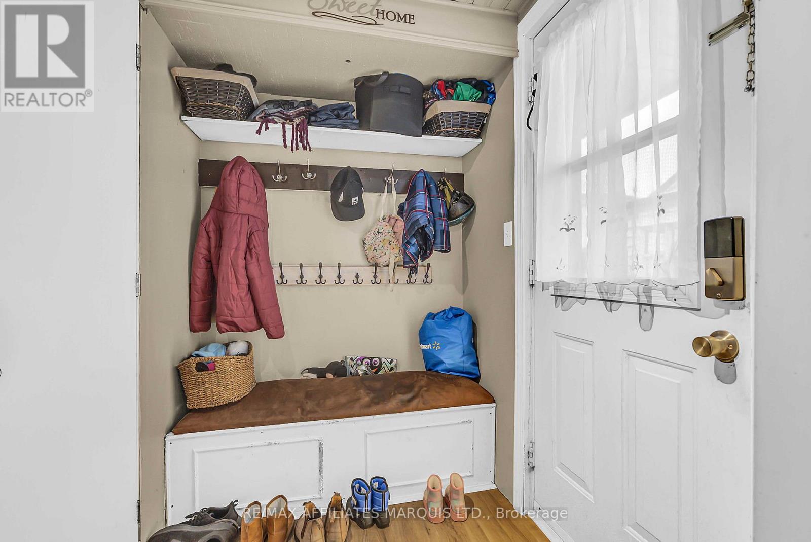 1301-Ab First Street E, Cornwall, Ontario K6H 1P1 - Photo 15 - X12545576