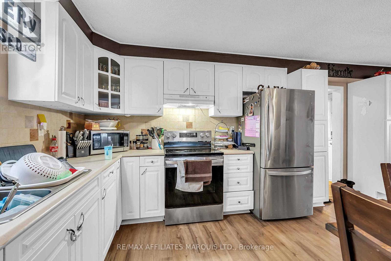 1301-Ab First Street E, Cornwall, Ontario K6H 1P1 - Photo 2 - X12545576