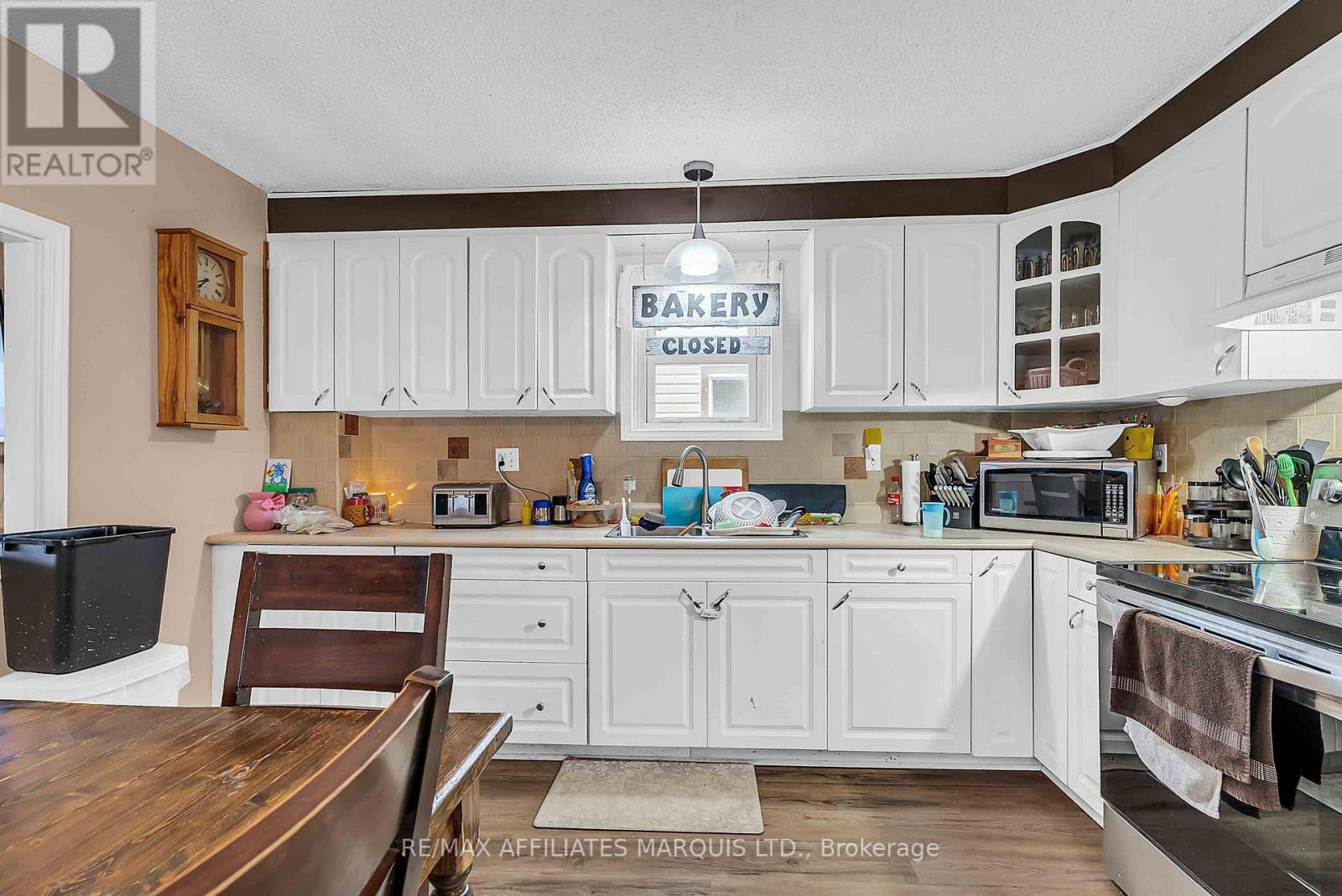 1301-Ab First Street E, Cornwall, Ontario K6H 1P1 - Photo 4 - X12545576