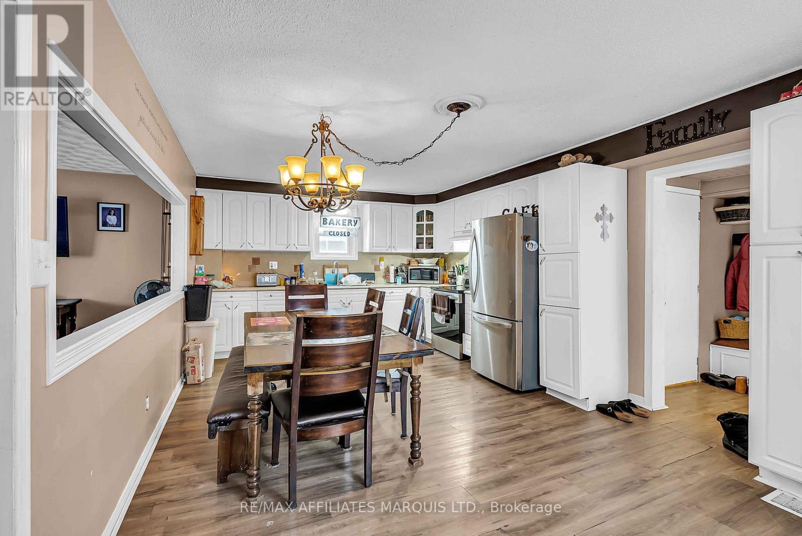 1301-Ab First Street E, Cornwall, Ontario K6H 1P1 - Photo 5 - X12545576