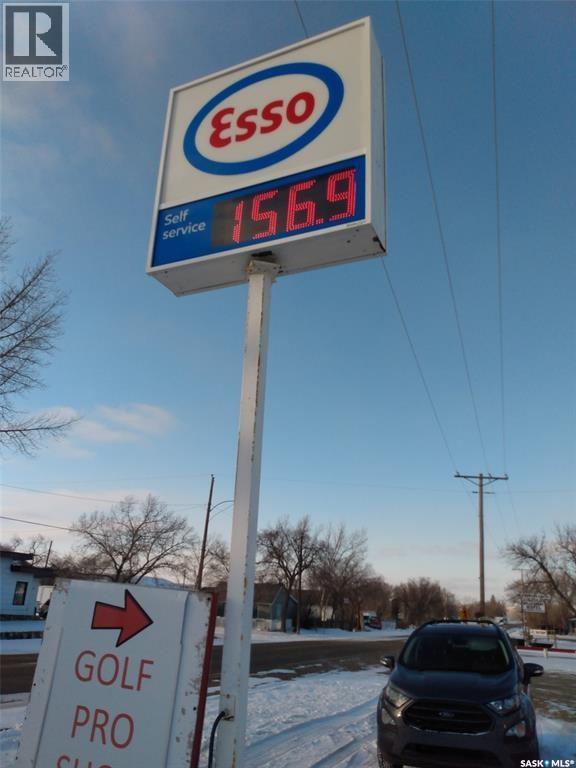 18 B Avenue, Willow Bunch, Saskatchewan  S0H 4K0 - Photo 5 - SK024004