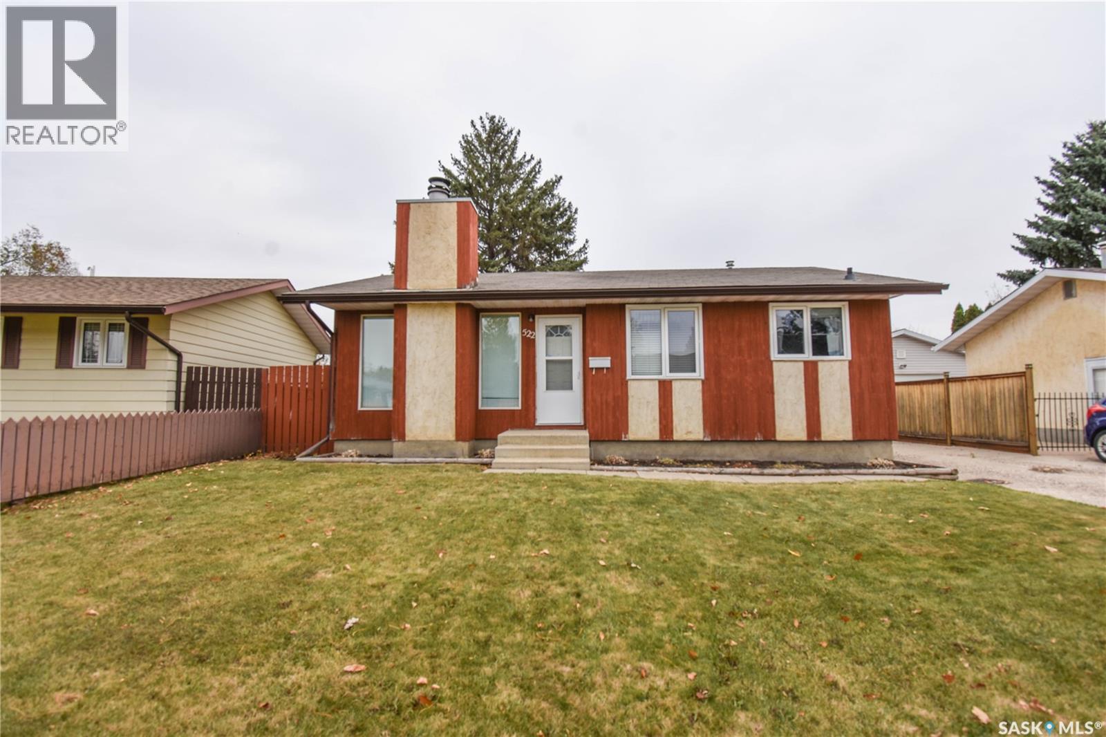 522 Wardlow Road, Saskatoon, Saskatchewan  S7M 4C8 - Photo 2 - SK023981