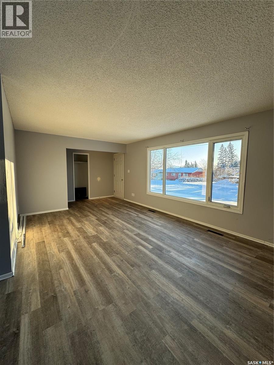 203 2nd, Stenen, Saskatchewan  S0A 3X0 - Photo 13 - SK023939
