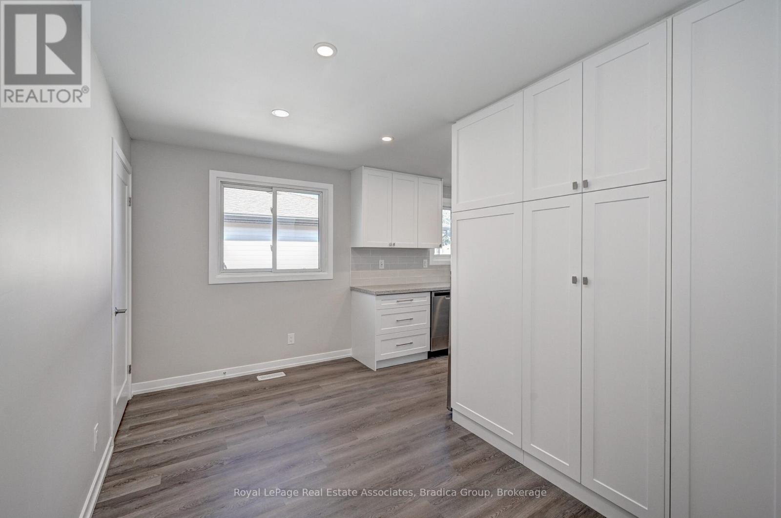 78 Barwood Crescent, Kitchener, Ontario  N2E 1V1 - Photo 10 - X12545424