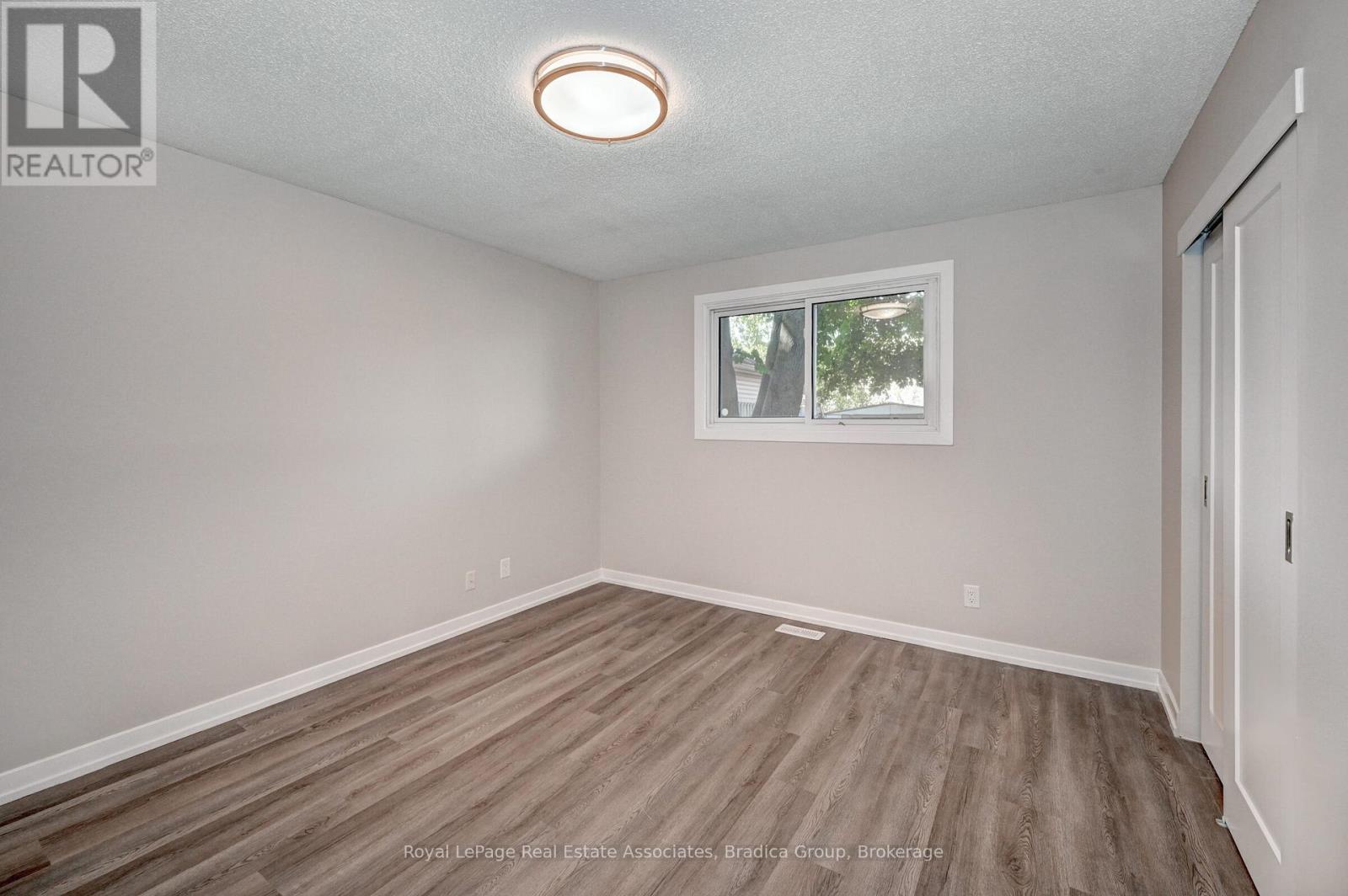 78 Barwood Crescent, Kitchener, Ontario  N2E 1V1 - Photo 16 - X12545424