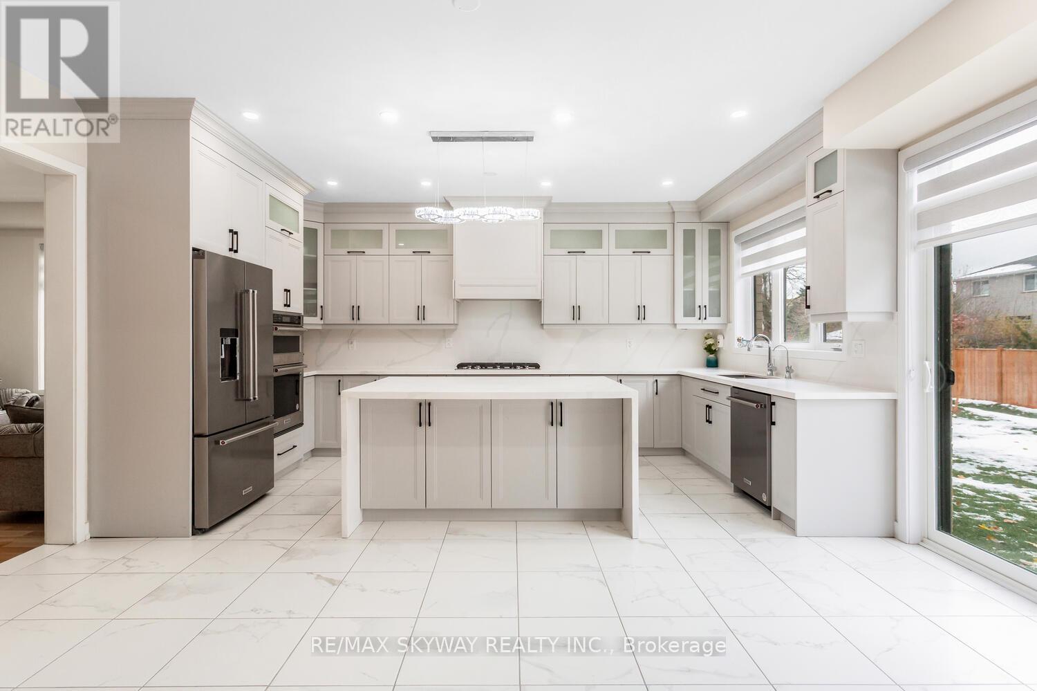 72 Paperbirch Drive, Cambridge, Ontario  N1T 0G8 - Photo 14 - X12545488