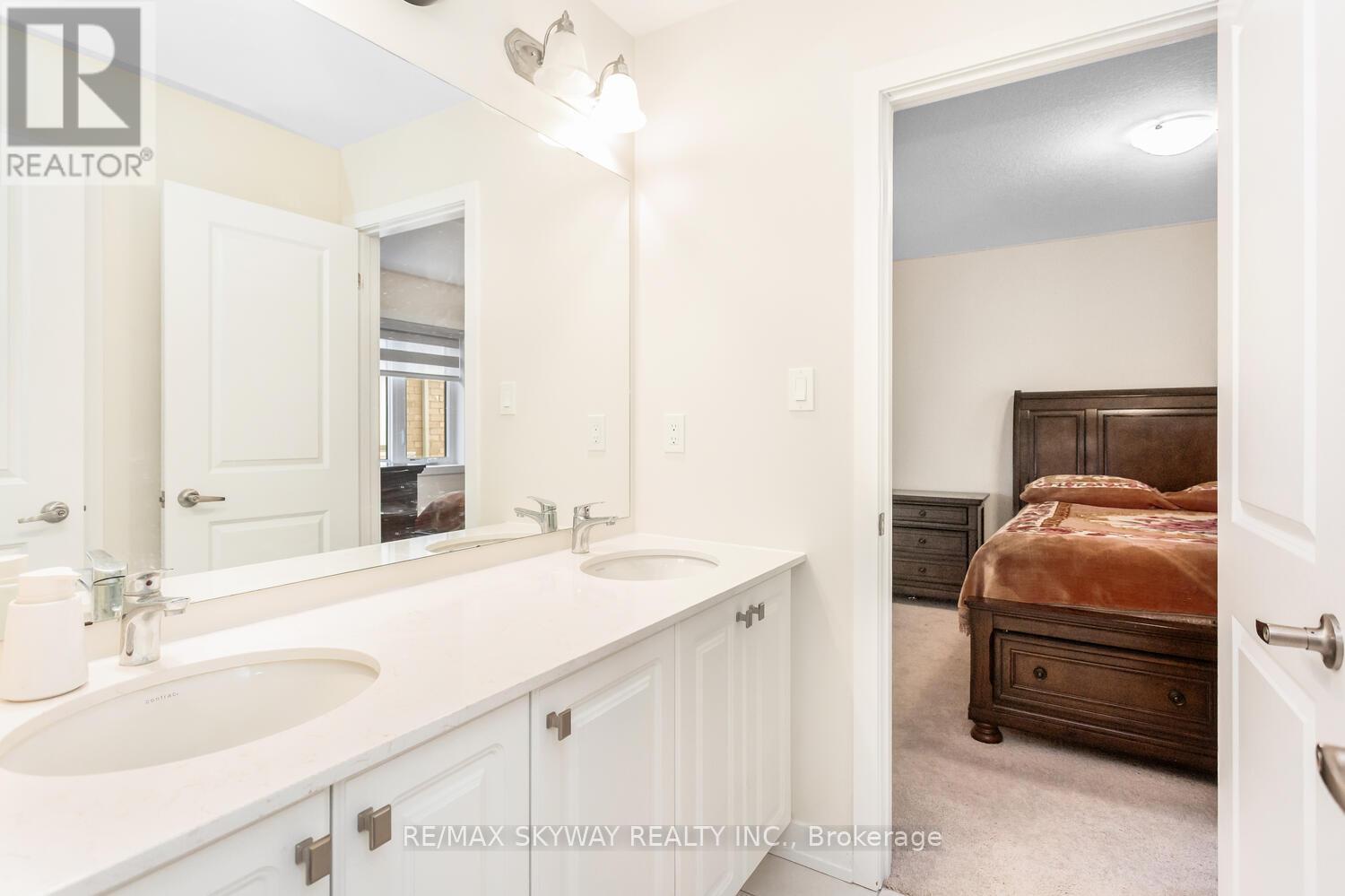 72 Paperbirch Drive, Cambridge, Ontario  N1T 0G8 - Photo 31 - X12545488