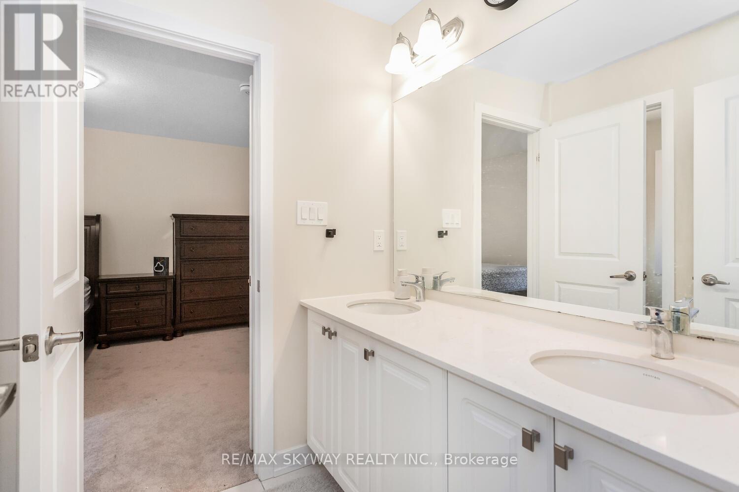 72 Paperbirch Drive, Cambridge, Ontario  N1T 0G8 - Photo 34 - X12545488