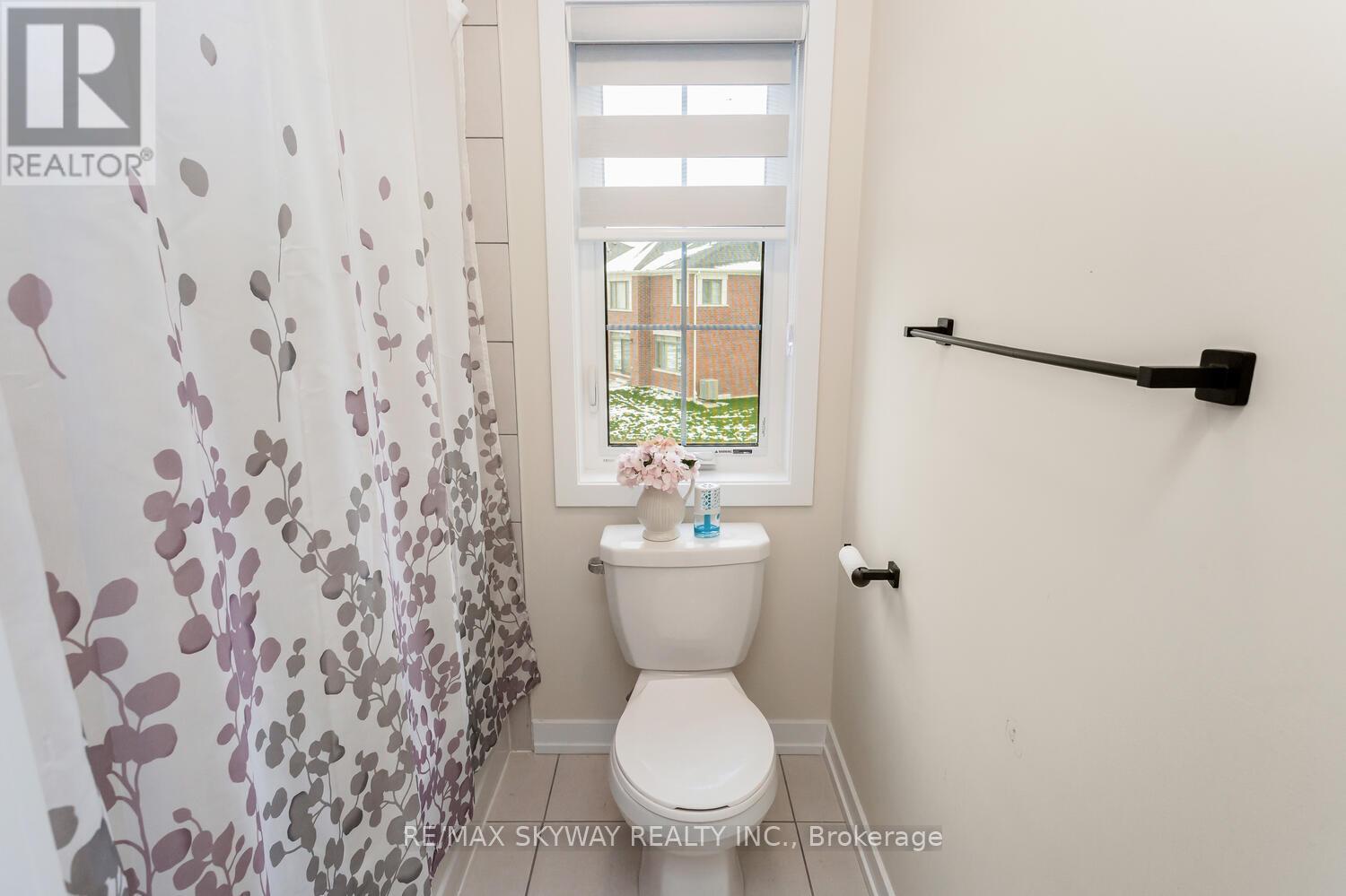 72 Paperbirch Drive, Cambridge, Ontario  N1T 0G8 - Photo 35 - X12545488