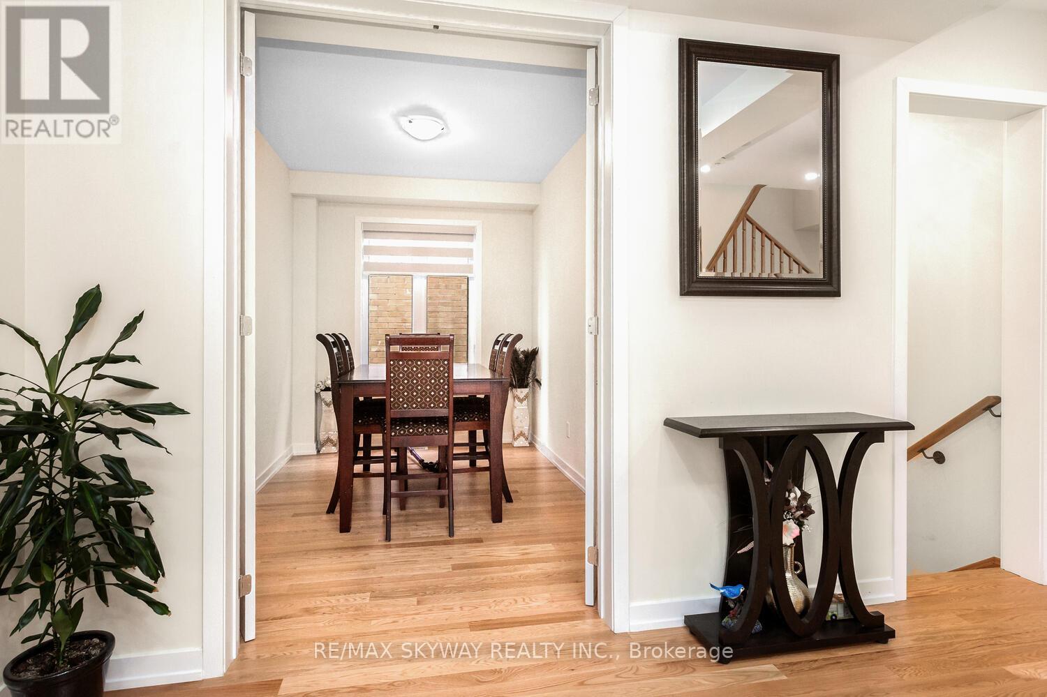 72 Paperbirch Drive, Cambridge, Ontario  N1T 0G8 - Photo 9 - X12545488