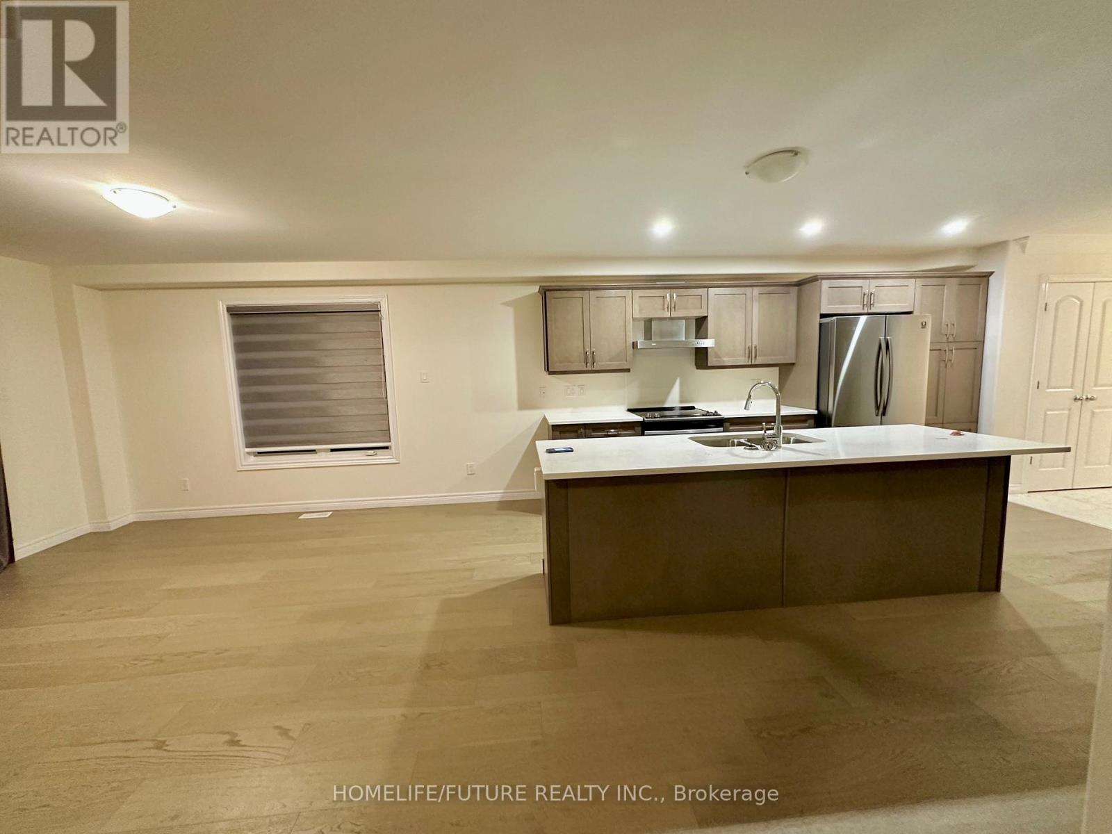 605 Lemay Grove, Peterborough, Ontario  K9J 7P4 - Photo 6 - X12545516