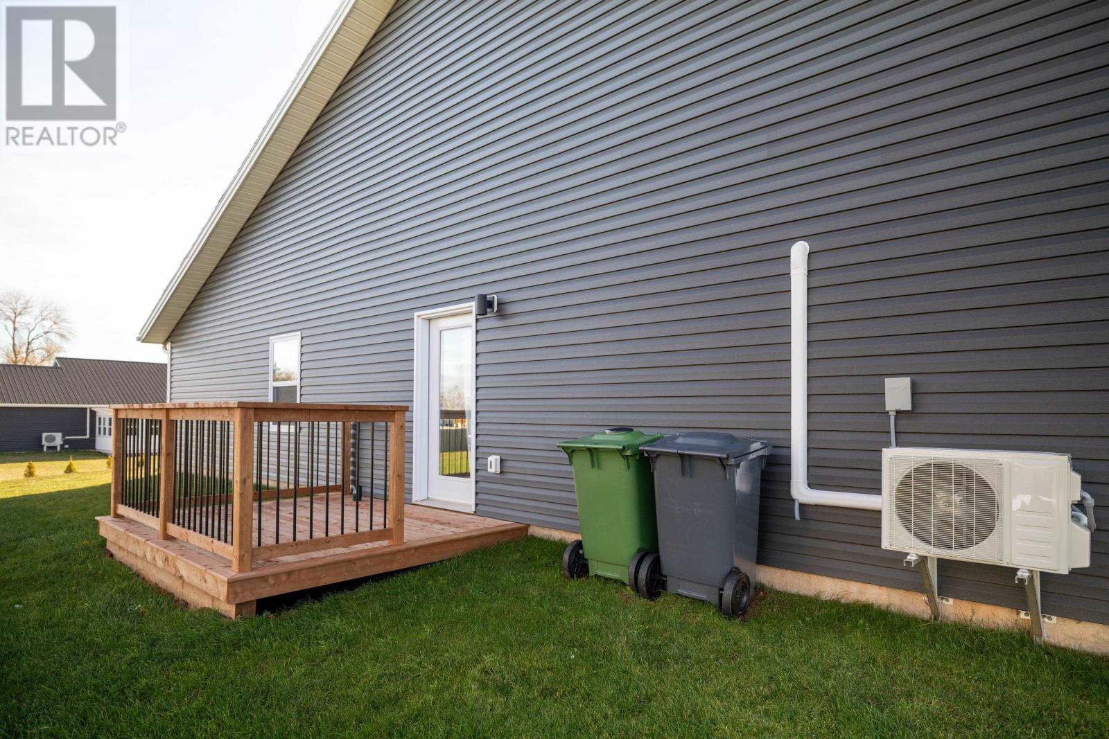 22 Anne Avenue, Charlottetown, Prince Edward Island  C1C 0X2 - Photo 30 - 202527975