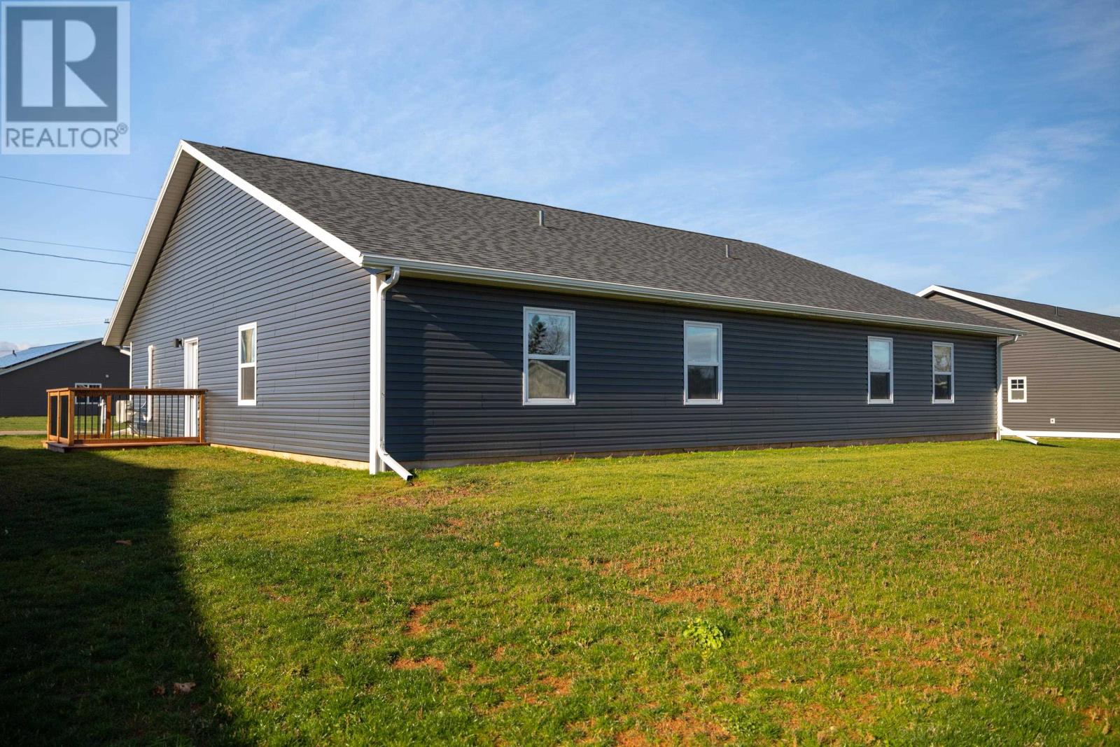 22 Anne Avenue, Charlottetown, Prince Edward Island  C1C 0X2 - Photo 32 - 202527975