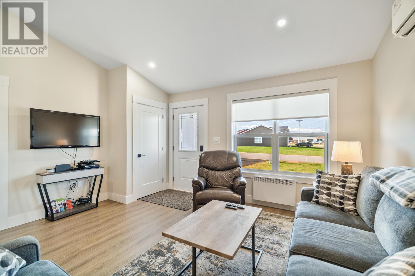 22 Anne Avenue, Charlottetown, Prince Edward Island  C1C 0X2 - Photo 8 - 202527975