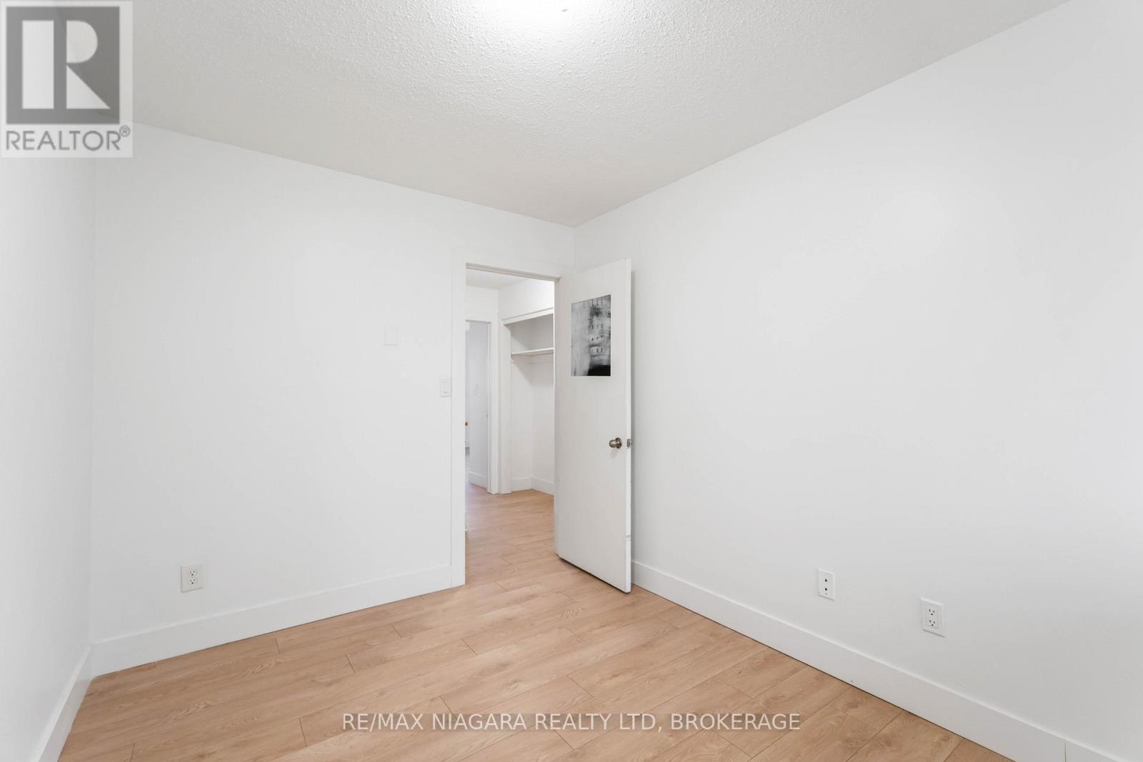 112 - 100 Brownleigh Avenue, Welland, Ontario  L3B 5V8 - Photo 20 - X12438753