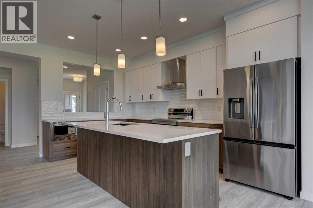 98 Silver Spruce Road Sw, Calgary, Alberta  T2X 6A7 - Photo 6 - A2244537