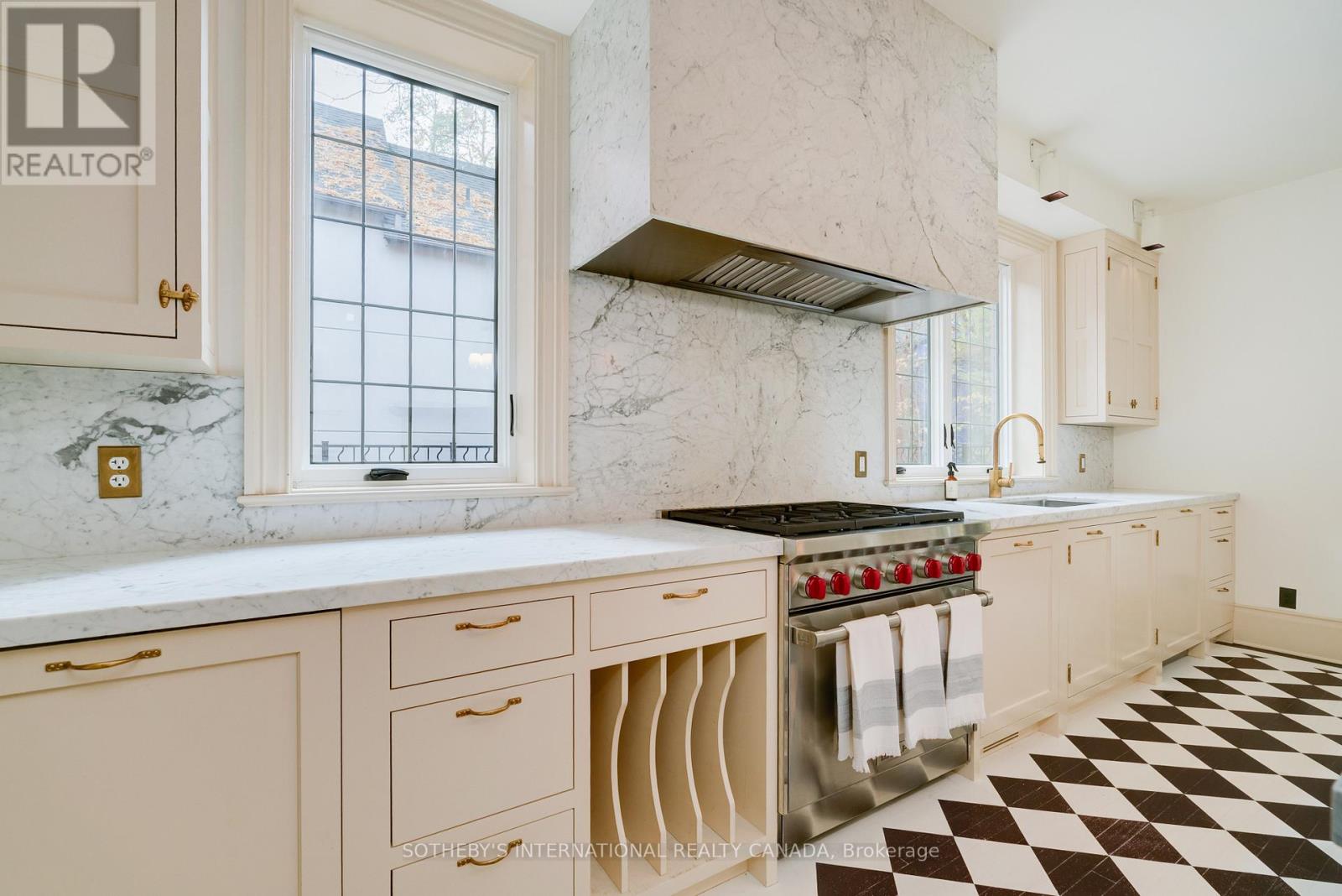 104 Park Road, Toronto, Ontario  M4W 2N7 - Photo 16 - C12545628