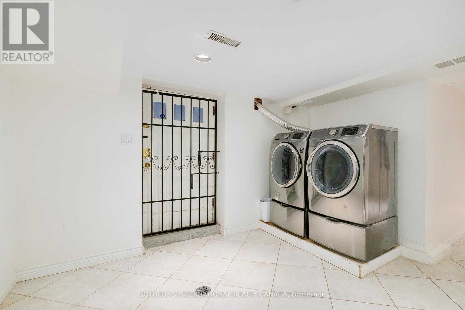 104 Park Road, Toronto, Ontario  M4W 2N7 - Photo 34 - C12545628