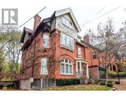 104 PARK ROAD, Toronto, Ontario
