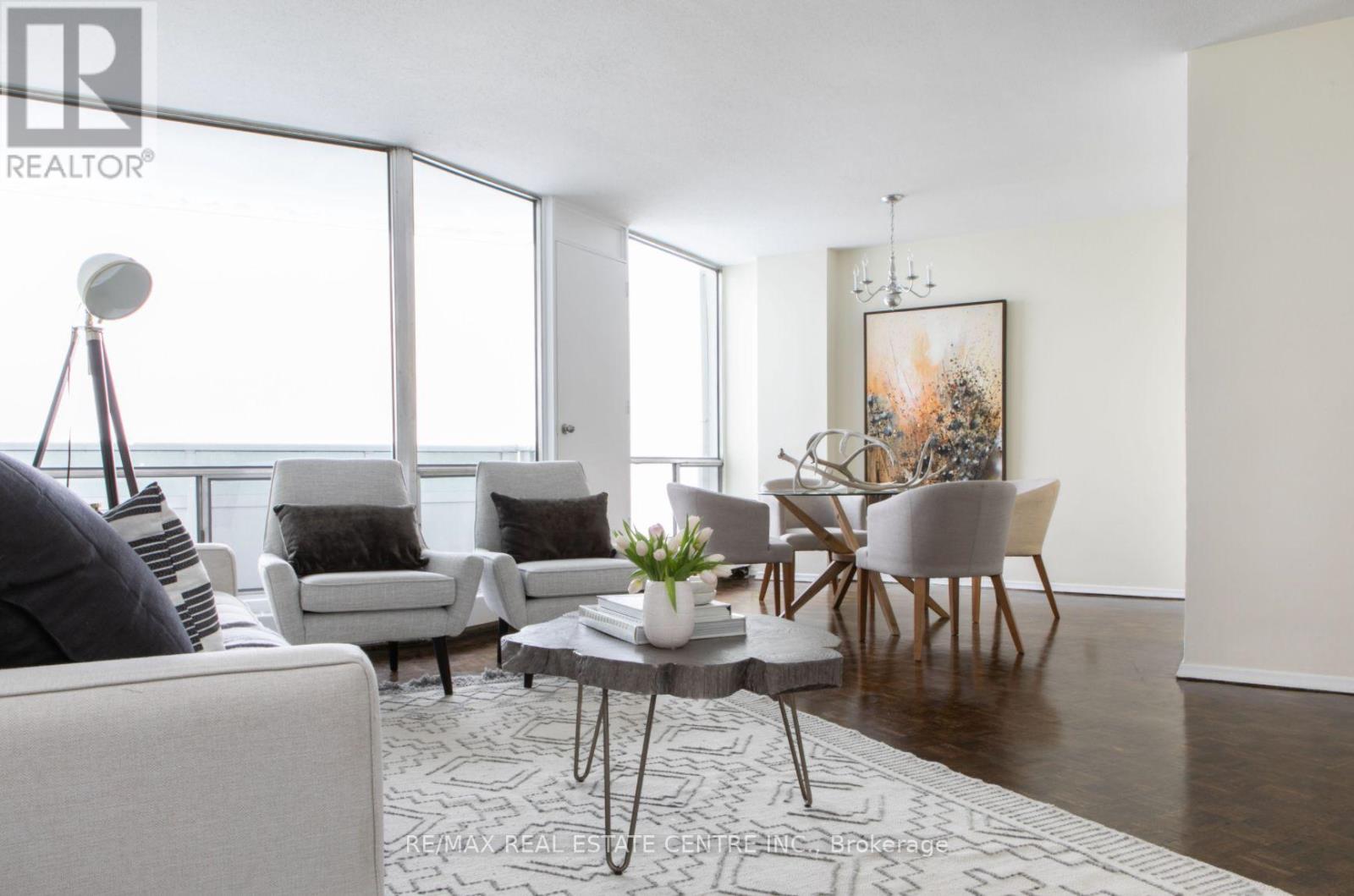 501 - 50 Graydon Hall Drive, Toronto, Ontario  M3A 3A5 - Photo 8 - C12545676