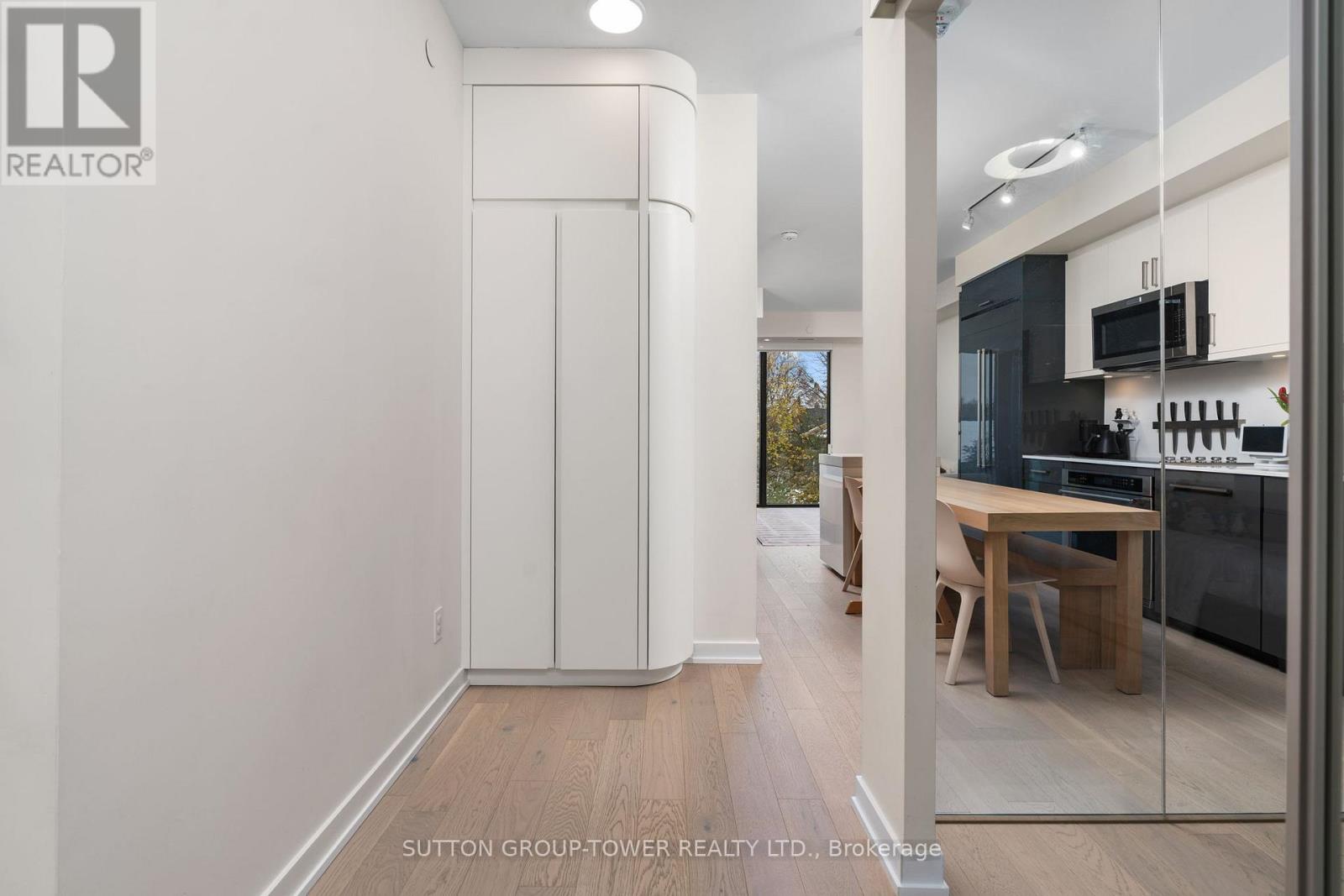 507 - 840 St. Clair Avenue W, Toronto, Ontario  M6C 0A4 - Photo 11 - C12545726