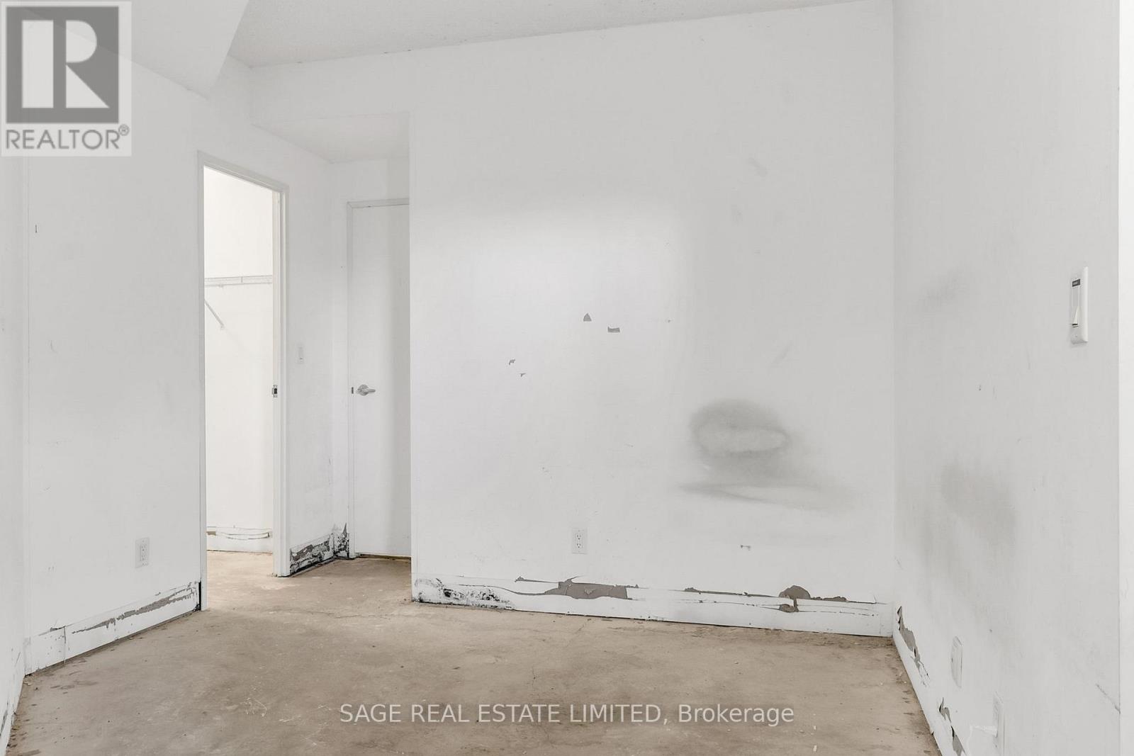 213 - 70 Alexander Street, Toronto, Ontario  M4Y 3B6 - Photo 12 - C12545756