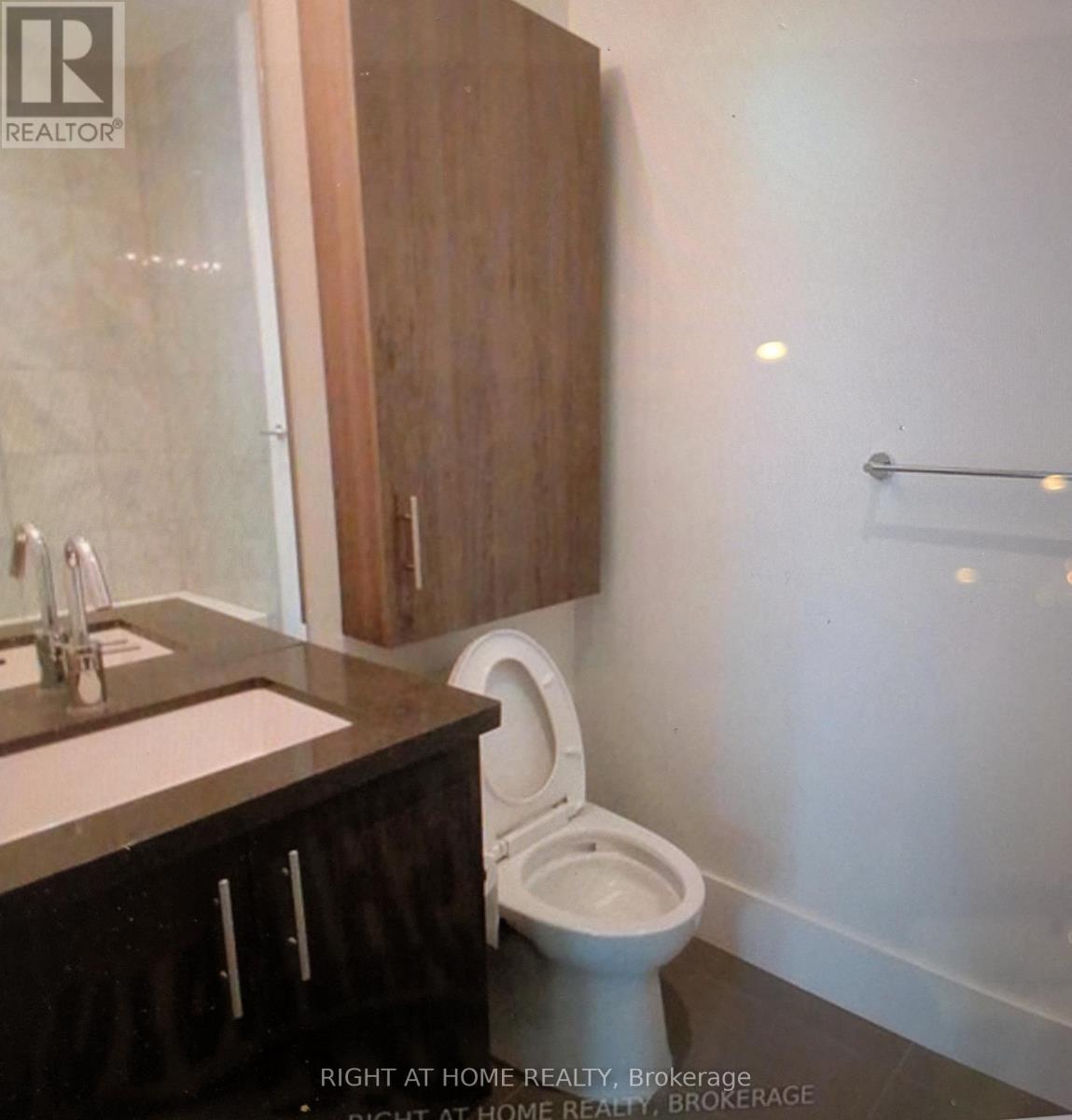 336 - 39 Queens Quay E, Toronto, Ontario  M5E 0A5 - Photo 11 - C12545502