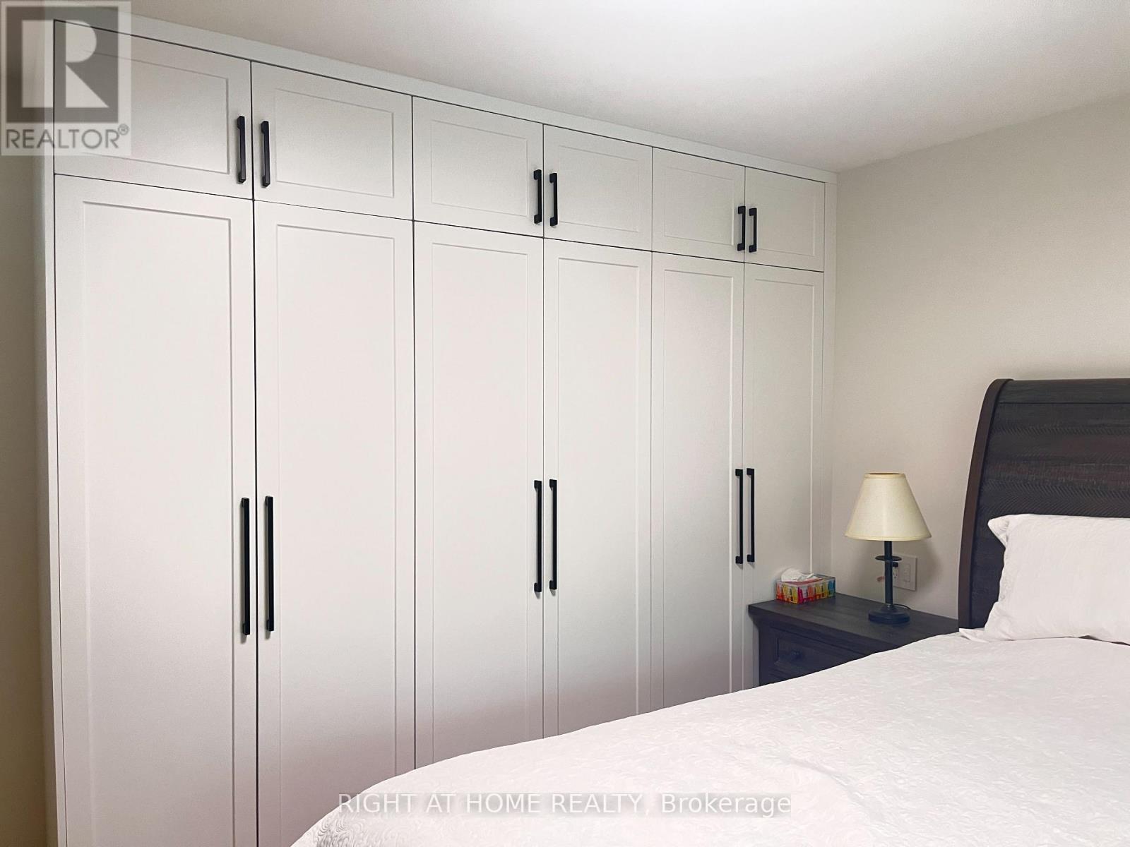 Main - 7 Warlock Crescent, Toronto, Ontario  M2K 2H8 - Photo 15 - C12498490