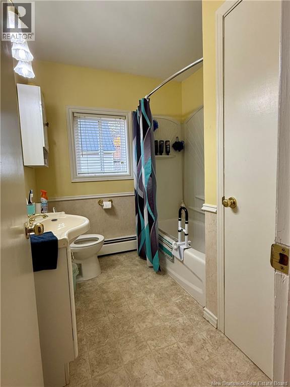 22-24 Elm, Moncton, New Brunswick  E1C 5T4 - Photo 8 - NB130150